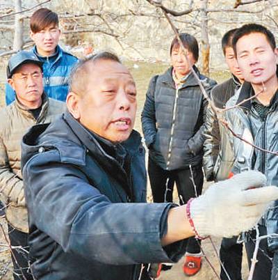 绿了荒山 富了百姓（奋斗百年路 启航新征程·“人民楷模”国家荣誉称号获得者）